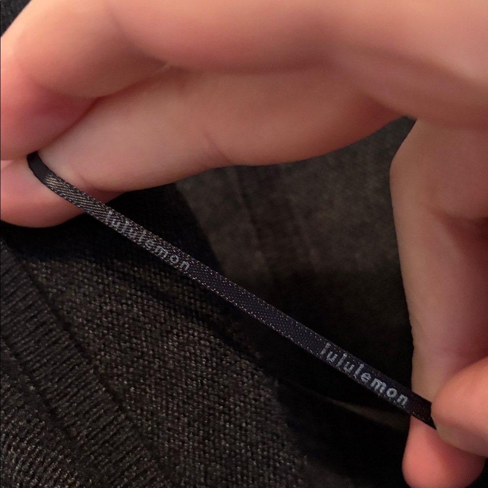 Lululemon Athletica Black Strap Detail - Picture 3 of 5